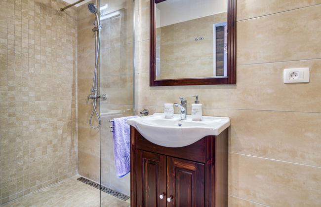 Casa de 7 quartos em Kršan com piscina privada e jardim - Foto 27