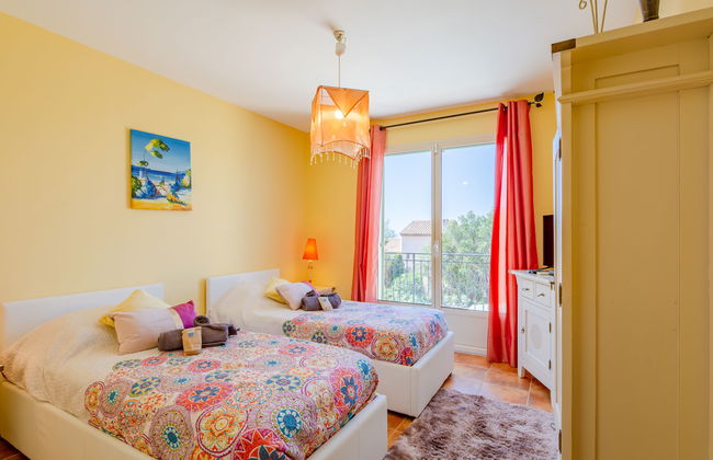 4 bedroom House in Saint-Raphaël with private pool and garden - Photo 15