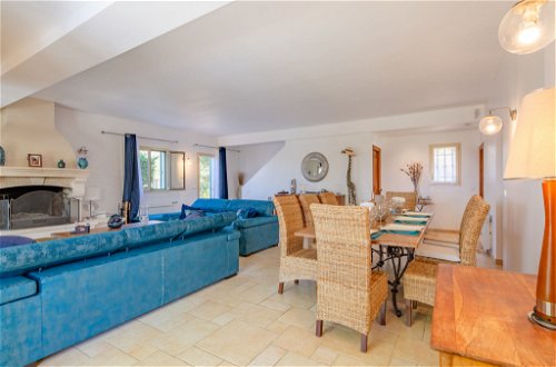 Foto 8 - Casa de 3 quartos em Saint-Raphaël com piscina privada e terraço