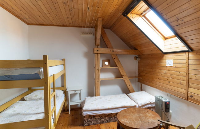 Casa de 5 quartos em Vlkov com piscina privada e jardim - Foto 23