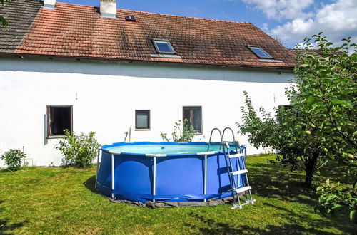 Foto 42 - Casa de 4 quartos em Vlkov com piscina privada e jardim