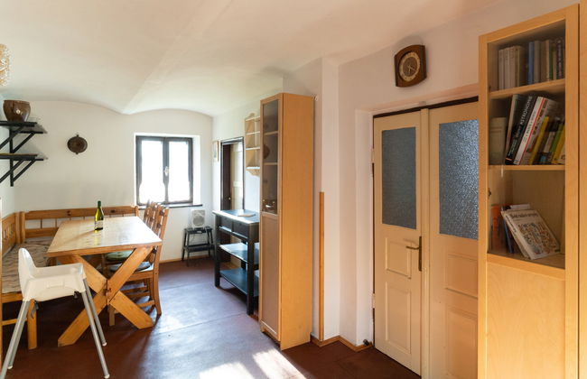 Casa de 5 quartos em Vlkov com piscina privada e jardim - Foto 18