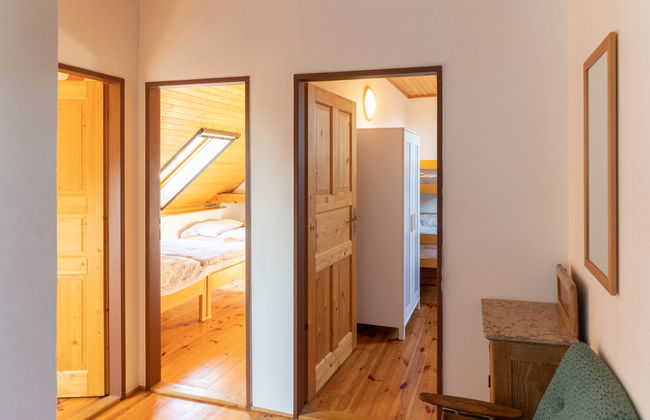 Casa de 5 quartos em Vlkov com piscina privada e jardim - Foto 22