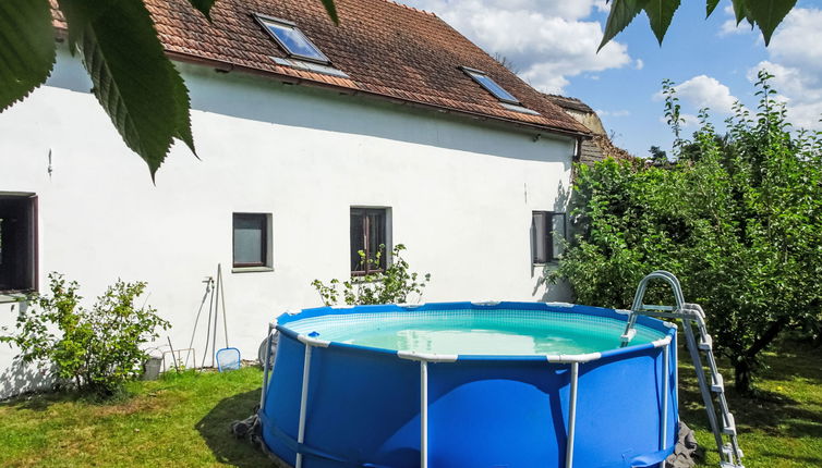 Foto 1 - Casa de 4 quartos em Vlkov com piscina privada e jardim
