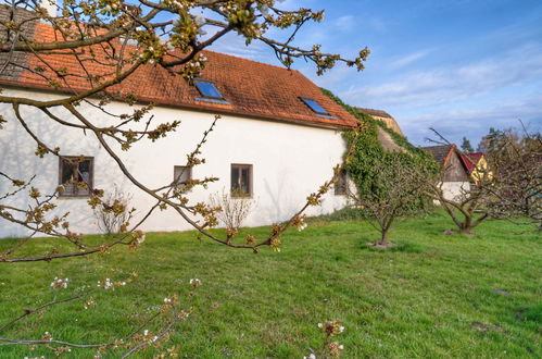 Photo 43 - Maison de 4 chambres à Vlkov avec piscine privée et jardin