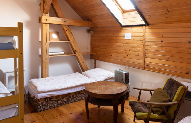 Casa de 5 quartos em Vlkov com piscina privada e jardim - Foto 24