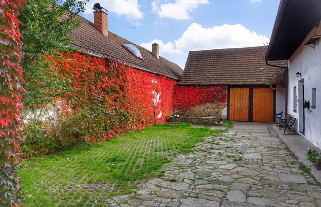 Casa de 5 quartos em Vlkov com piscina privada e jardim - Foto 51
