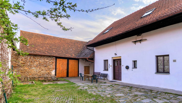 Photo 1 - Maison de 4 chambres à Vlkov avec piscine privée et jardin