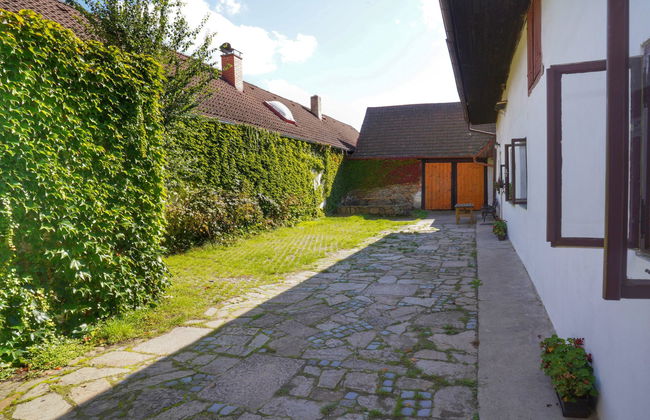 Casa de 5 quartos em Vlkov com piscina privada e jardim - Foto 43