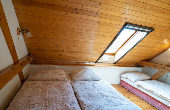 Casa de 5 quartos em Vlkov com piscina privada e jardim - Foto 27