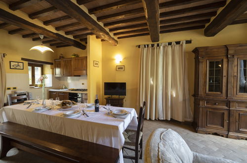 Foto 5 - Haus mit 5 Schlafzimmern in Cortona mit privater pool und garten