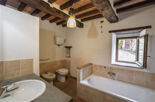 Foto 31 - Casa de 5 quartos em Cortona com piscina privada e jardim