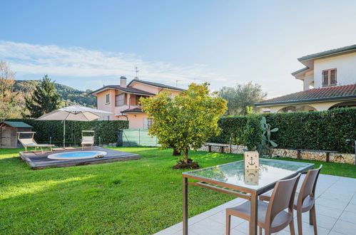 Photo 4 - Maison de 2 chambres à Italie avec jardin et bain à remous