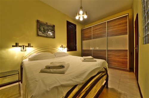 Foto 10 - Appartamento con 3 camere da letto a Omisalj con terrazza e vista mare