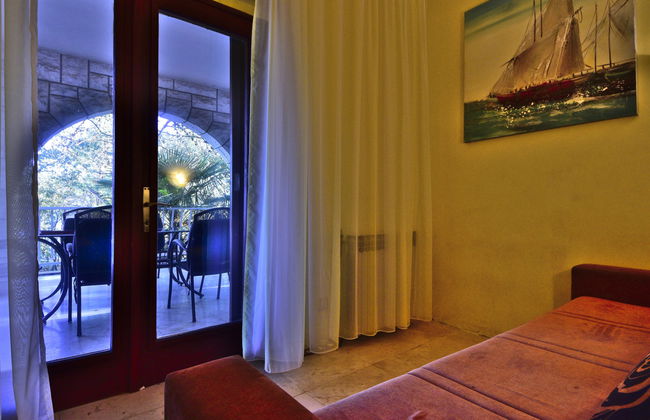 Apartamento de 4 quartos em Omišalj com jardim e terraço - Foto 14