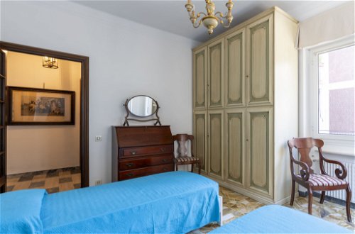 Foto 16 - Appartamento con 2 camere da letto a Alassio con vista mare