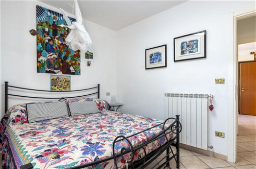Foto 4 - Apartamento de 1 habitación en San Bartolomeo al Mare con vistas al mar