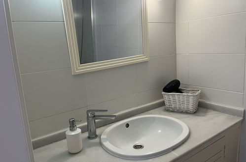 Foto 11 - Appartamento con 1 camera da letto a Benalmádena con piscina e vista mare