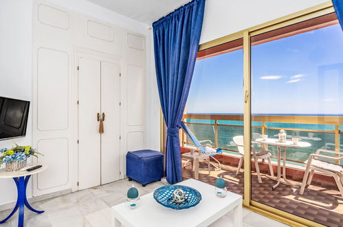 Foto 10 - Appartamento con 1 camera da letto a Benalmádena con piscina e vista mare