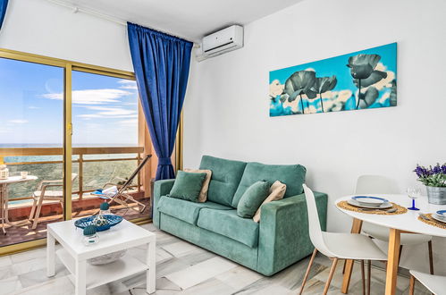 Foto 5 - Appartamento con 1 camera da letto a Benalmádena con piscina e vista mare