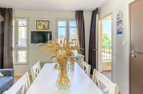 Photo 9 - 2 bedroom Apartment in Baden with swimming pool and garden