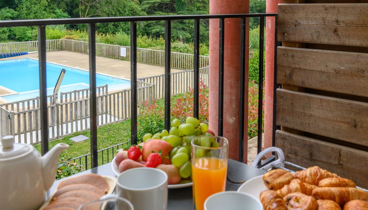 Foto 1 - Appartamento con 2 camere da letto a Baden con piscina e giardino