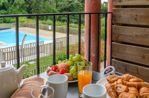 Foto 1 - Appartamento con 2 camere da letto a Baden con piscina e giardino