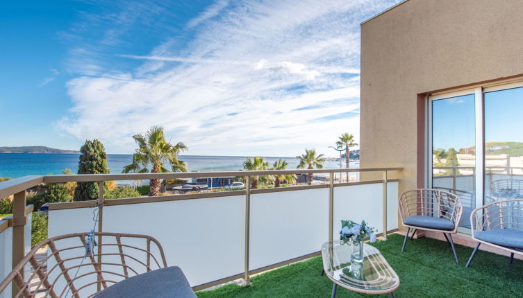 Foto 1 - Apartamento de 1 quarto em Cavalaire-sur-Mer com terraço e vistas do mar