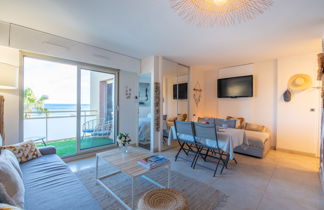 Photo 3 - 1 bedroom Apartment in Cavalaire-sur-Mer with terrace and sea view