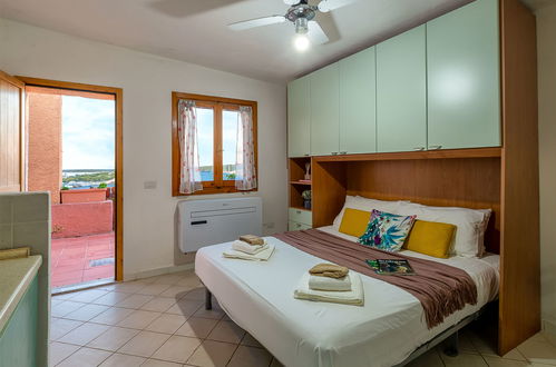 Foto 5 - Apartamento em Golfo Aranci com piscina e vistas do mar