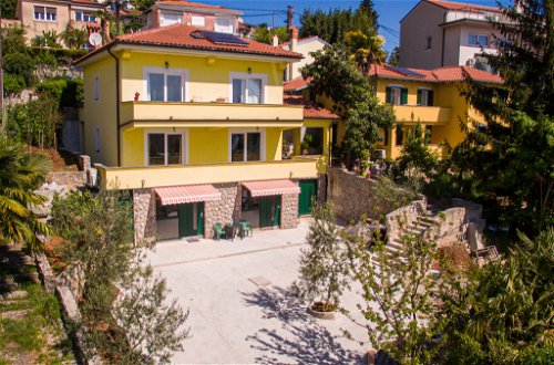 Foto 9 - Apartamento en Opatija con terraza y vistas al mar