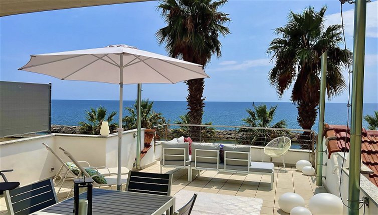 Foto 1 - Casa de 3 habitaciones en Riva Ligure con terraza y vistas al mar