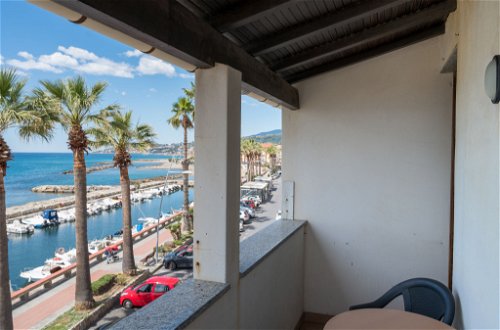 Foto 4 - Apartamento de 2 quartos em Riva Ligure com terraço e vistas do mar