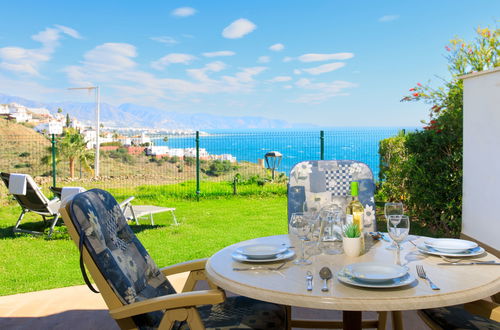 Foto 8 - Appartamento con 2 camere da letto a Torrox con piscina e terrazza