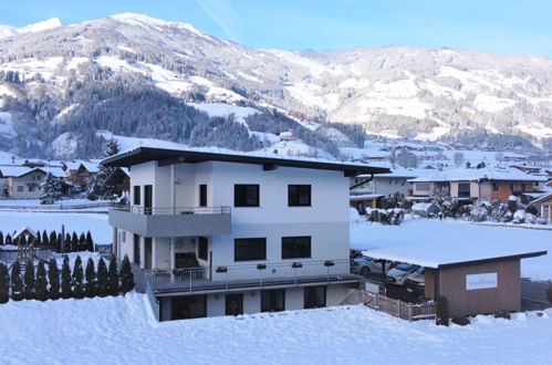 Foto 22 - Apartamento de 2 quartos em Uderns com terraço e vista para a montanha