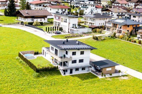 Foto 14 - Apartamento de 2 quartos em Uderns com terraço e vista para a montanha