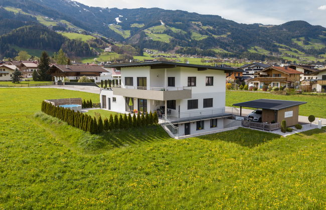 Apartamento de 2 quartos em Uderns com jardim e terraço - Foto 1