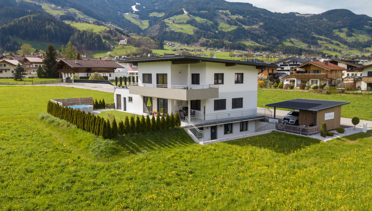 Apartamento de 2 quartos em Uderns com jardim e terraço - Foto 1