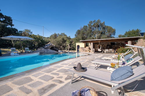 Foto 10 - Casa con 3 camere da letto a Sant'Antonio di Gallura con piscina privata e giardino