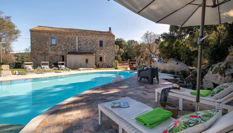Foto 1 - Haus mit 4 Schlafzimmern in Sant'Antonio di Gallura mit privater pool und garten