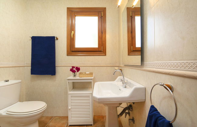 Casa de 3 quartos em Calp com piscina privada e terraço - Foto 12