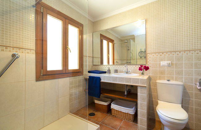 Casa de 3 quartos em Calp com piscina privada e terraço - Foto 11