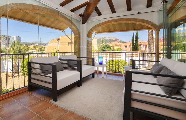 Casa de 3 quartos em Calp com piscina privada e terraço - Foto 3