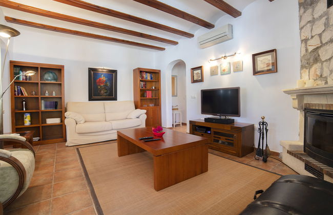 Casa de 3 quartos em Calp com piscina privada e terraço - Foto 6