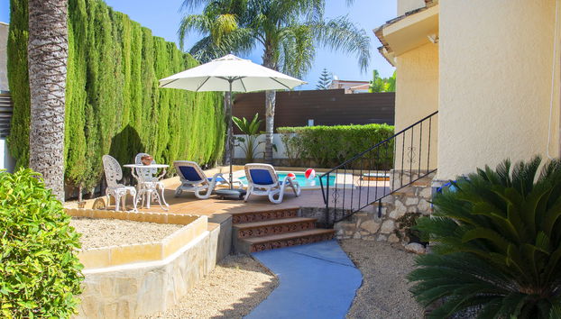 Casa de 3 quartos em Calp com piscina privada e terraço - Foto 2