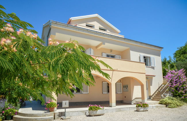 Casa de 3 quartos em Bilice com piscina privada e jardim - Foto 13