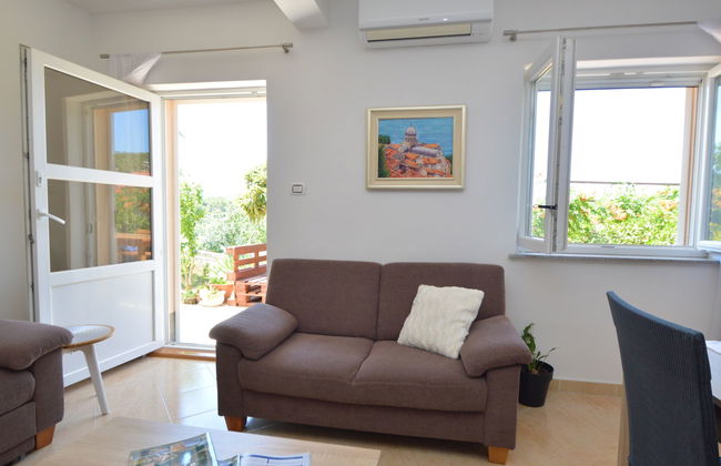 Casa de 3 quartos em Bilice com piscina privada e jardim - Foto 8