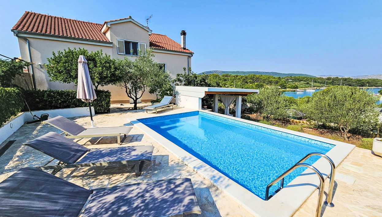 Haus mit 3 Schlafzimmern in Bilice mit privater pool und garten - Foto 1