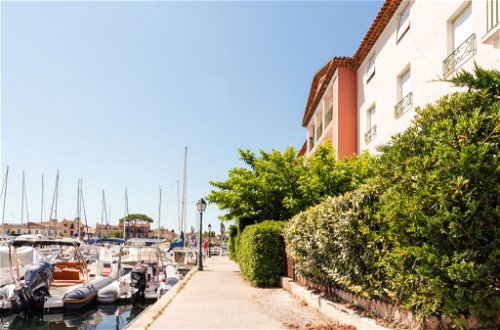 Foto 5 - Apartamento de 1 habitación en Grimaud con vistas al mar