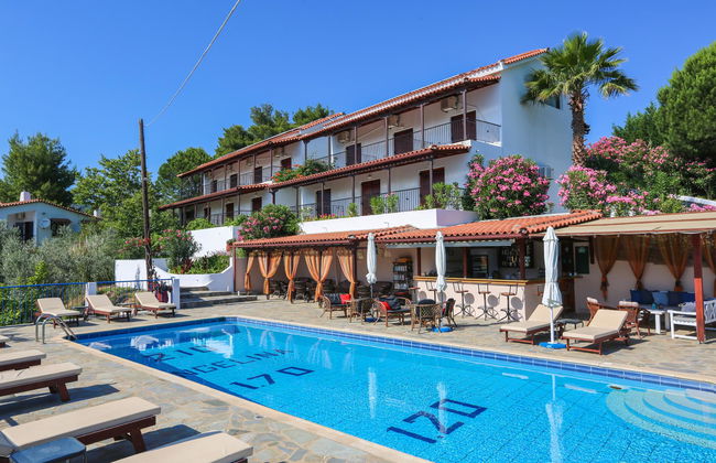 Angelina Studios - Photo 9